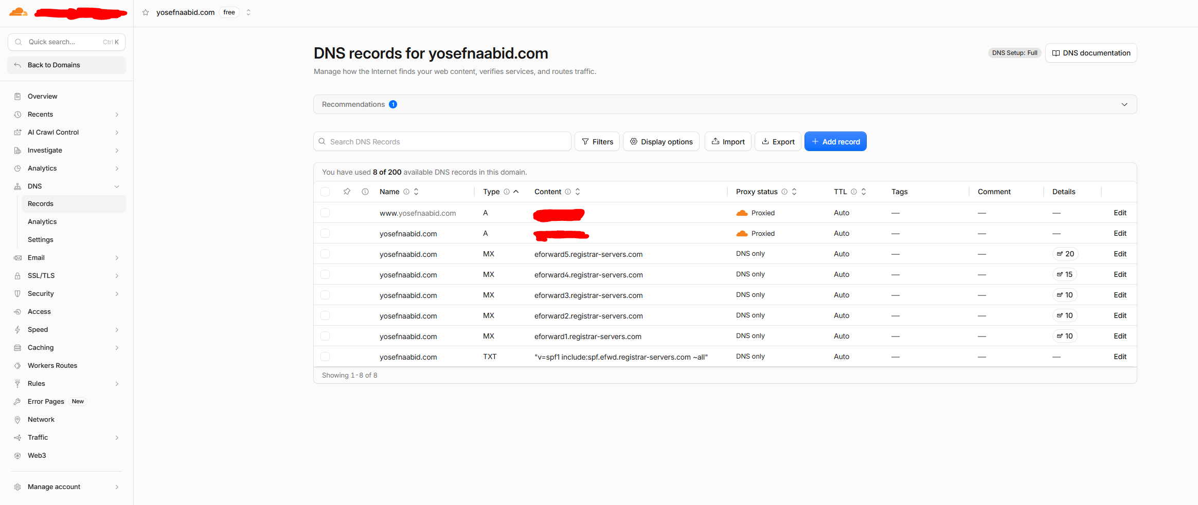 Los registros web van tras el proxy de Cloudflare y el correo directo